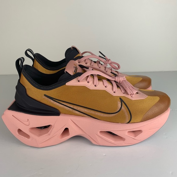 Nike Women’s ZoomX Vista grind gold stardust - Picture 3 of 12